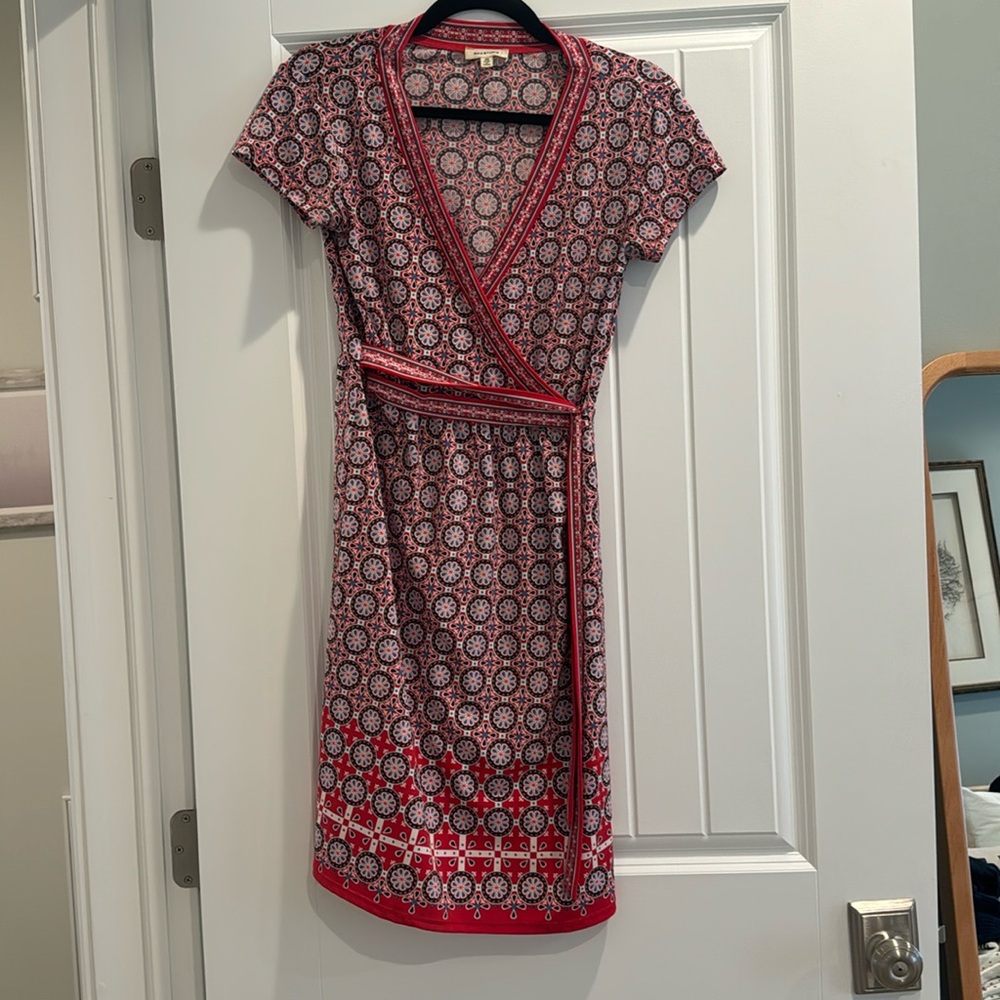 Max studio wrap dress